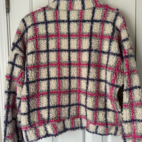 J. NNA Sherpa Quarter Zip - Picture 6 of 11